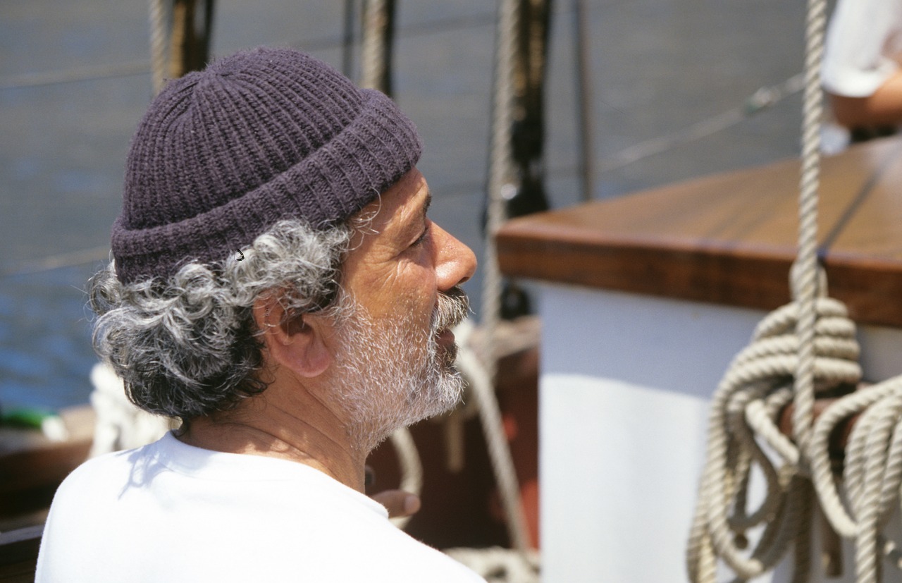 sailor-550660_1280